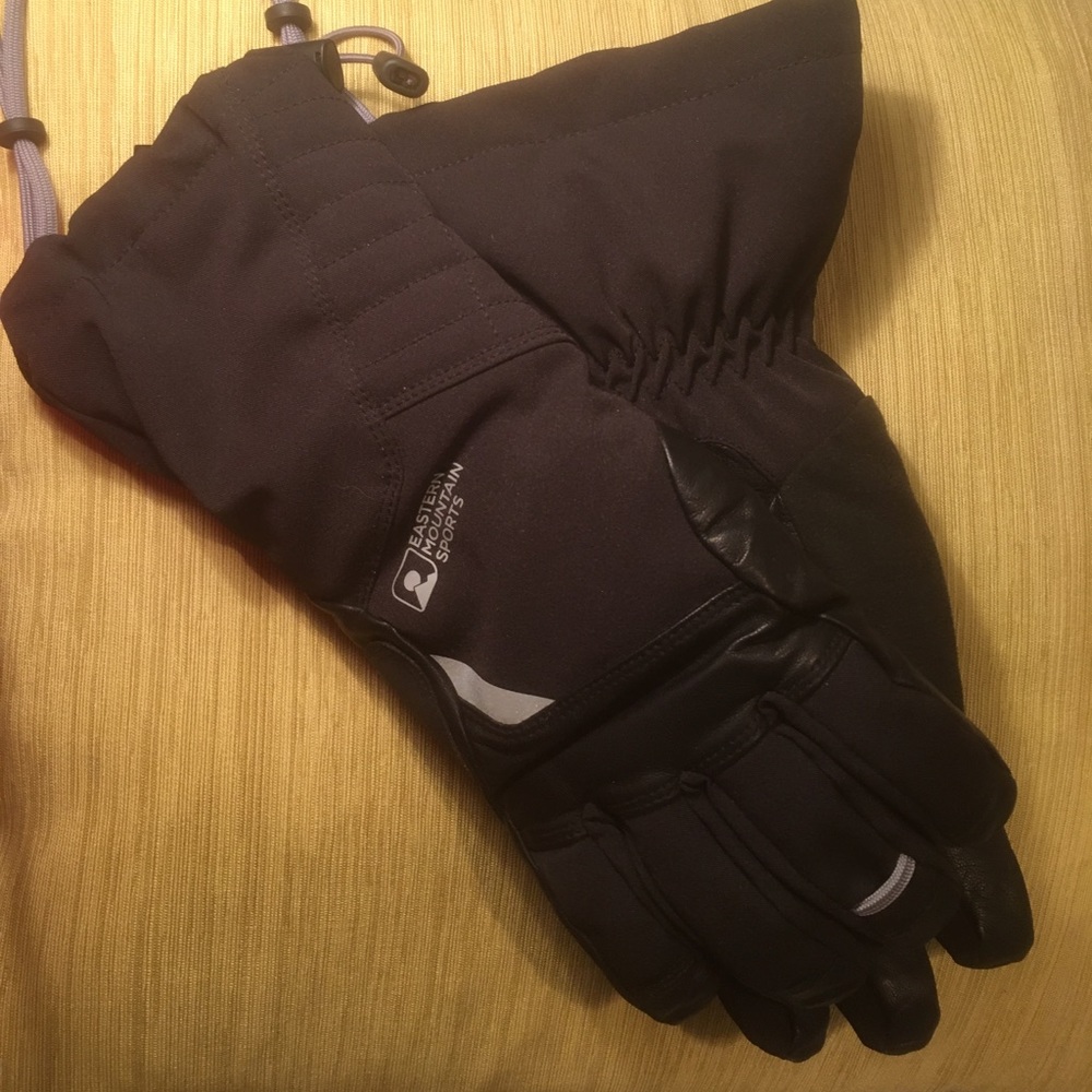New EMS snowboard / ski gloves